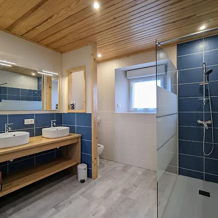 De Charme Pour 6 Personnes Avec Terrasse Et Wifi - Fr-1-582-529