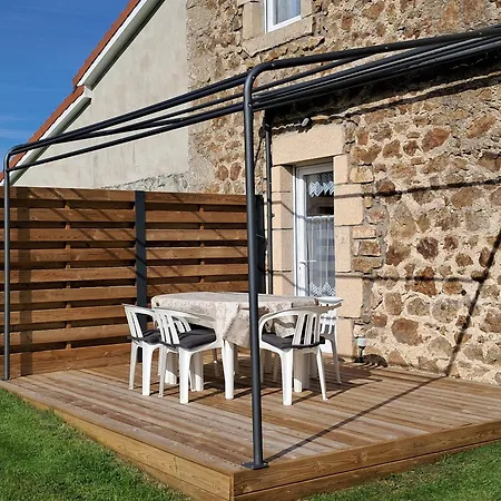De Charme Pour 6 Personnes Avec Terrasse Et Wifi Landhaus Raucoules